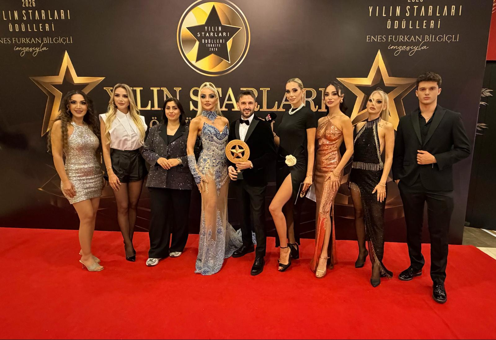 f8c264b9-0185-4b1c-9875-ff71c8e80dc3 NOW MAGAZİN HABER | ENES FURKAN BİLGİÇLİ İMZASIYLA YILIN STARLARI ÖDÜLLERİ SAHİPLERİNE KAVUŞTU